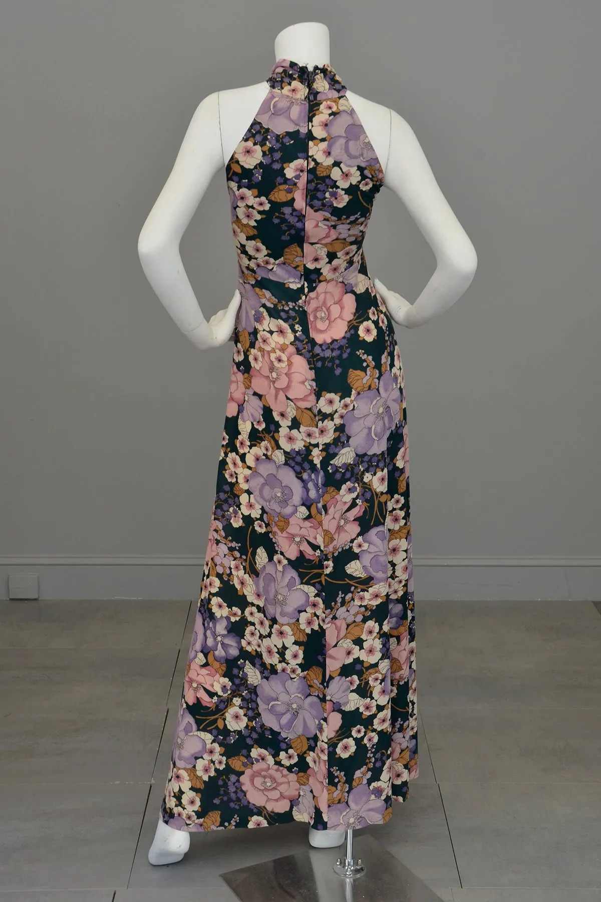 1970s Twisted Halter Keyhole Floral Print Maxi Dress   Matching Jacket