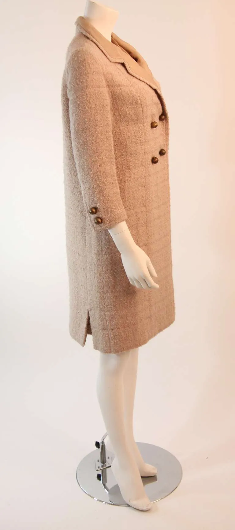 CHANEL 1960s Attributed to Chanel Cream Boucle 3 pc Tweed Suit