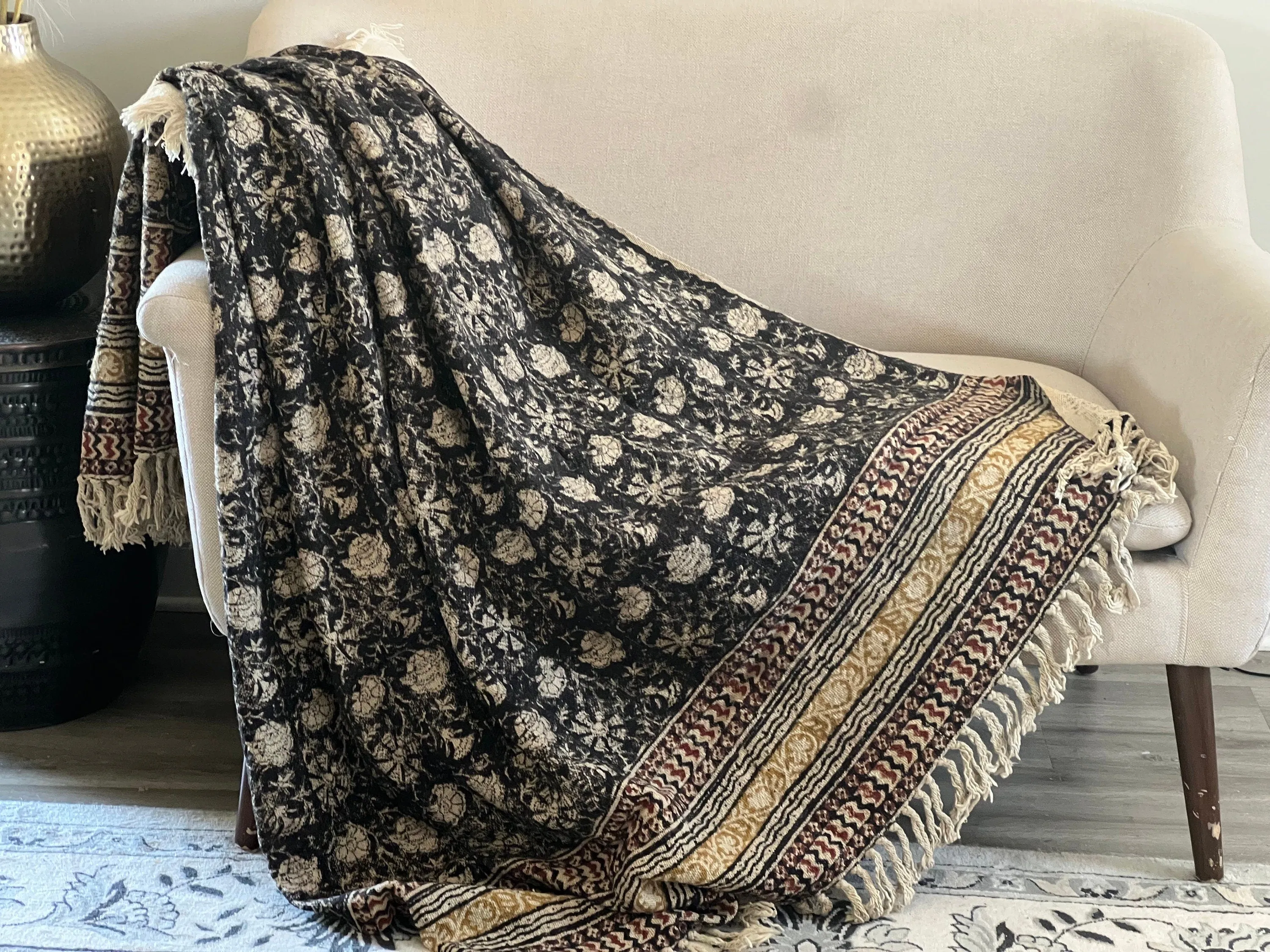 Handmade Black Floral Throw Blanket Couch , Boho Home Decor, Cozy Bedroom Living Room - Unique Gift for Home, Cotton Coverlet