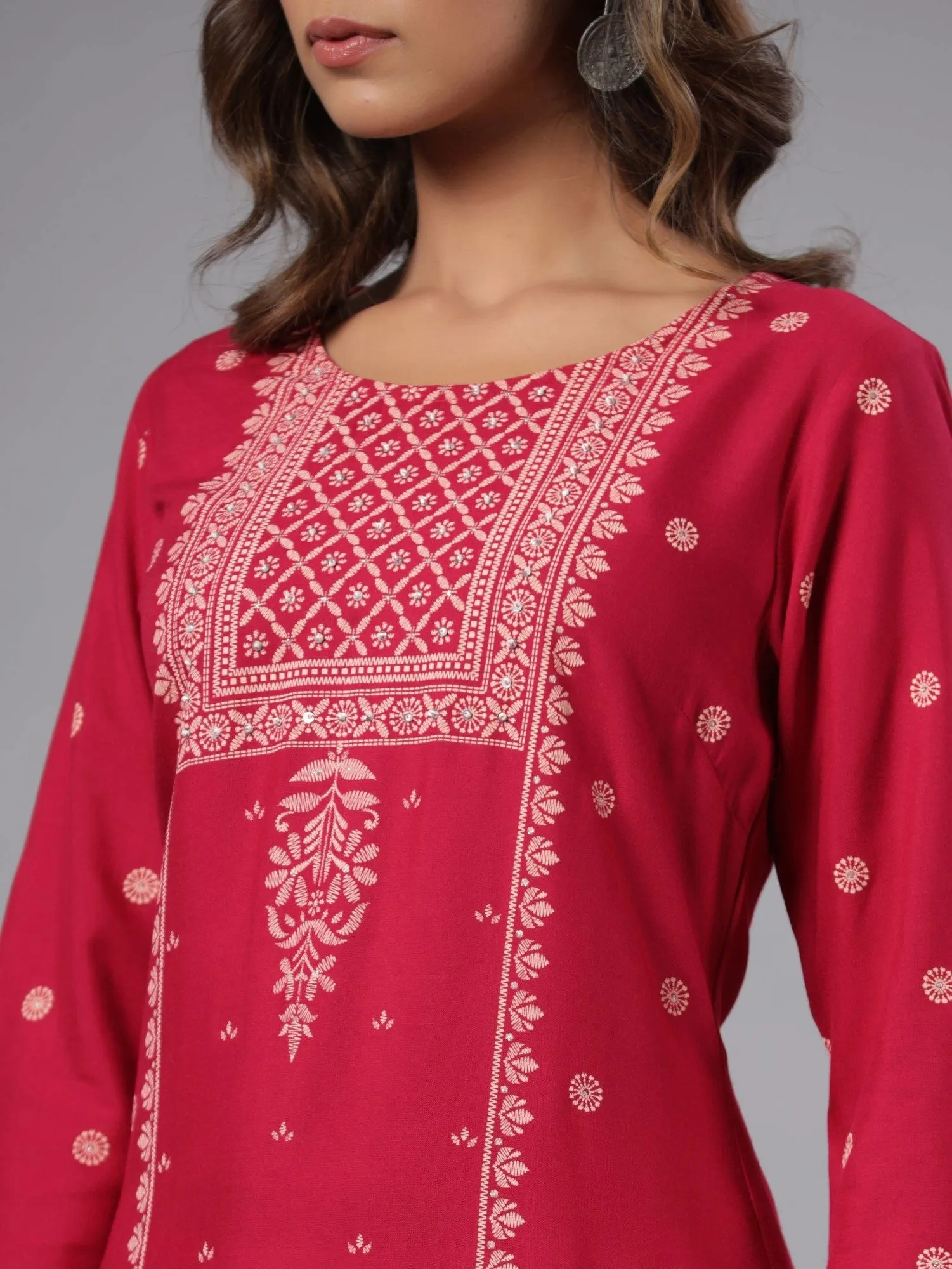 Juniper Fuchsia Ethnic Motif Printed Rayon Knee Length Straight Kurta With Sequins