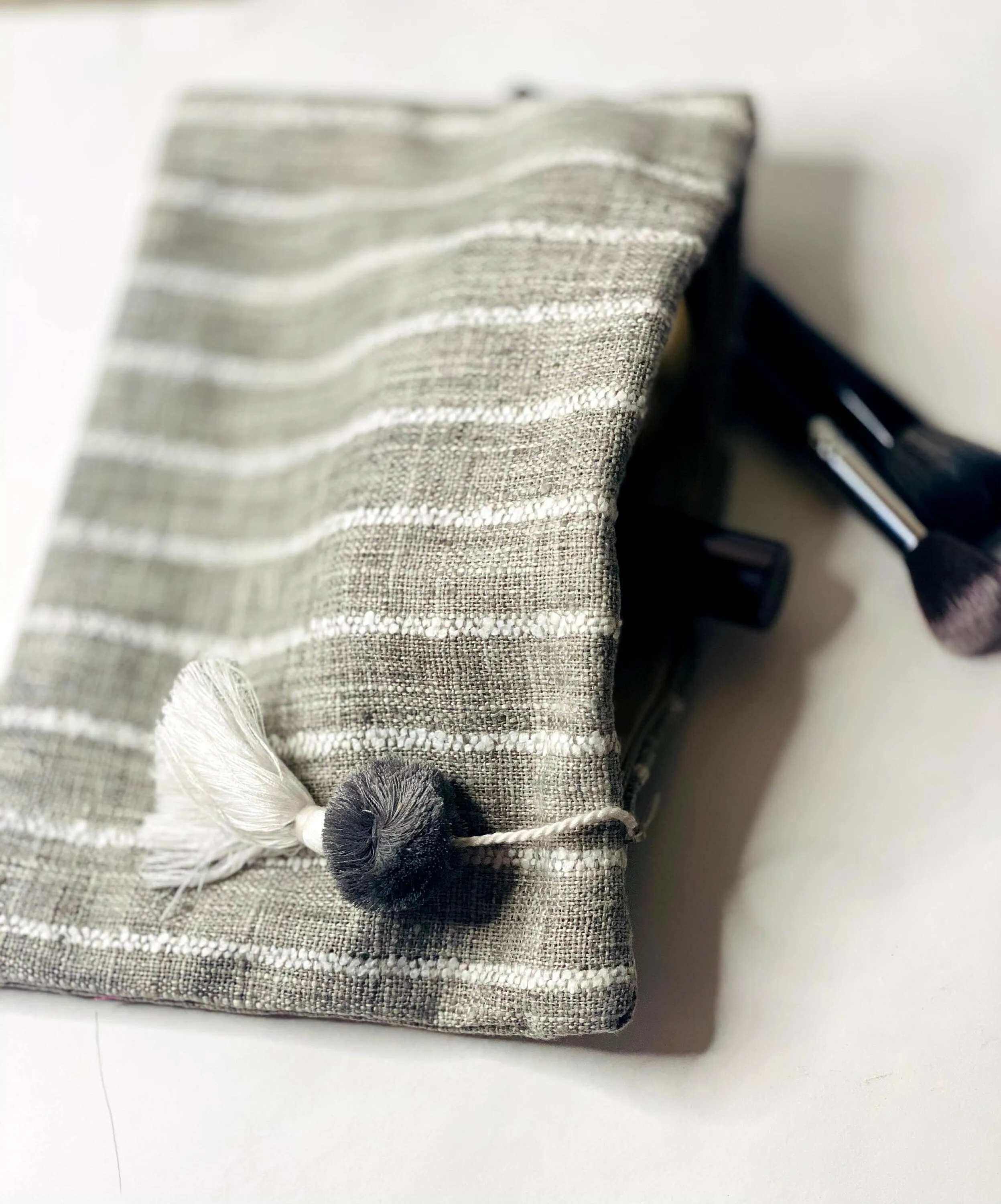 Linen make up bag, Boho make up bag, Minimalist cosmetic bag, Gift for Mom, Linen pouch, Gift For Friend