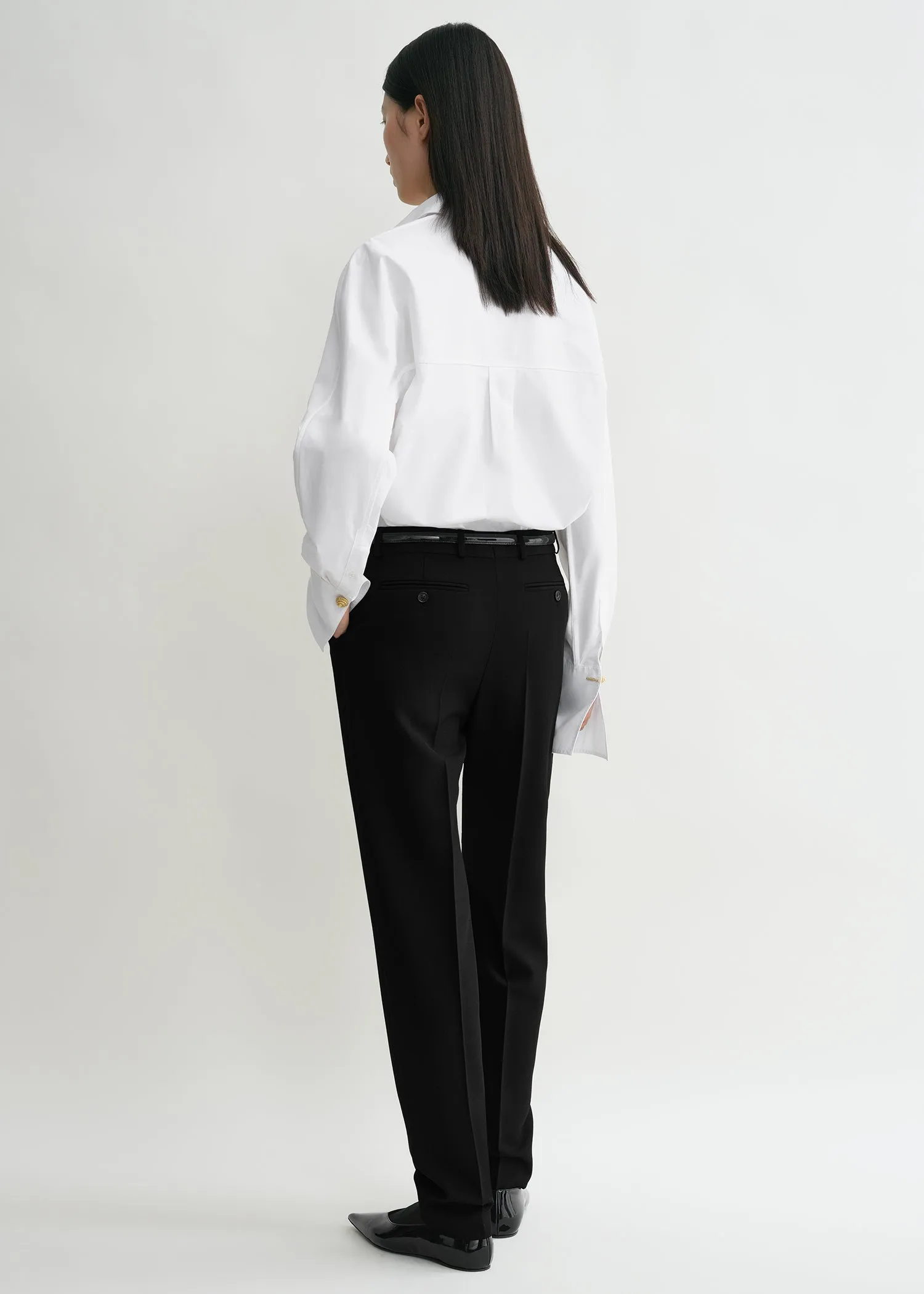 Low-waist tailored trousers black