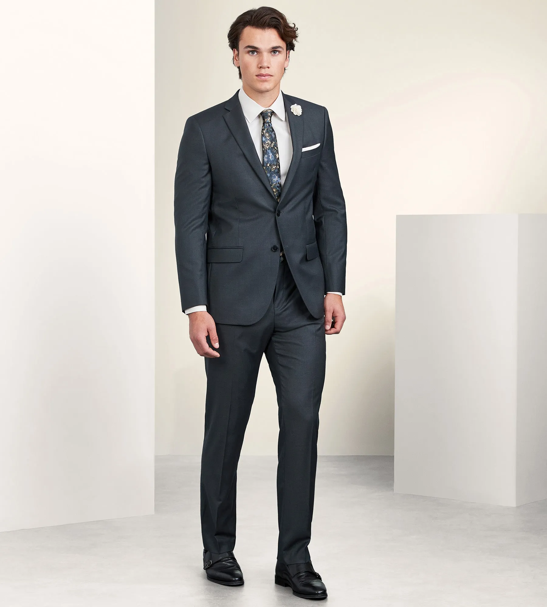 Modern Fit Stretch Suit