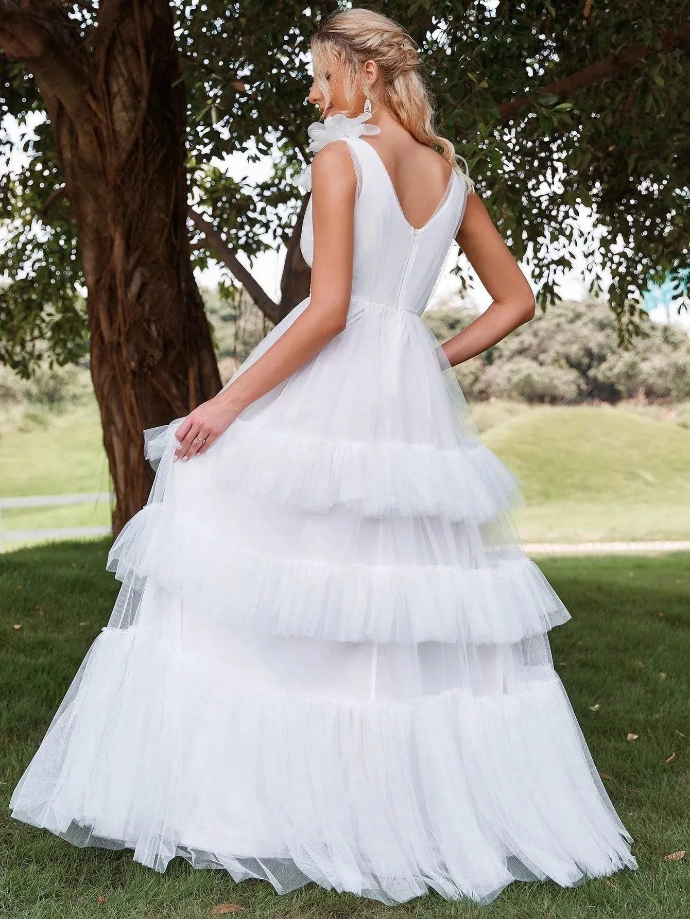 Plunging Neck Layer Ruffle Hem Mesh Wedding Dress