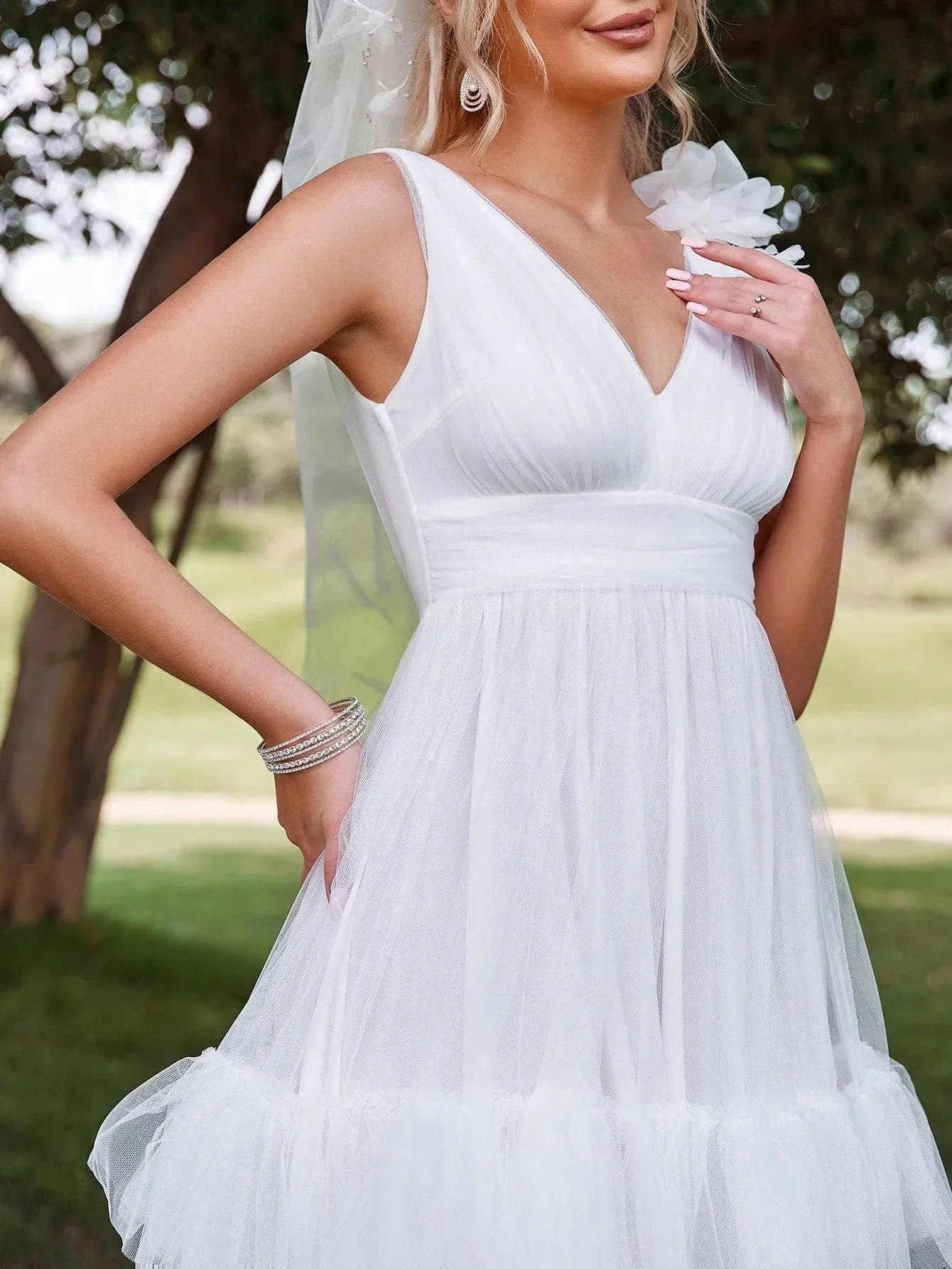 Plunging Neck Layer Ruffle Hem Mesh Wedding Dress