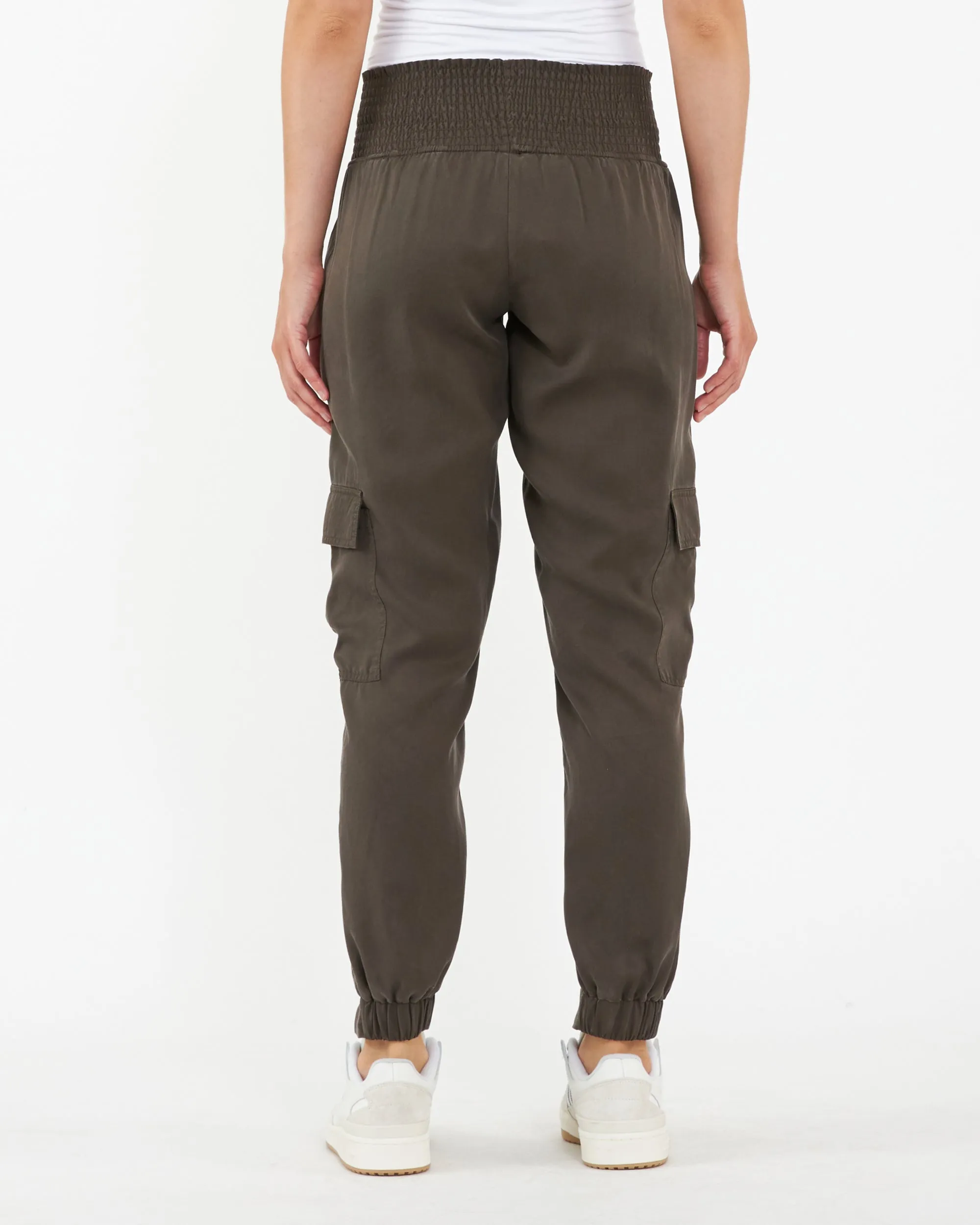 Tencel Off Duty Cargo Pocket Maternity Pant