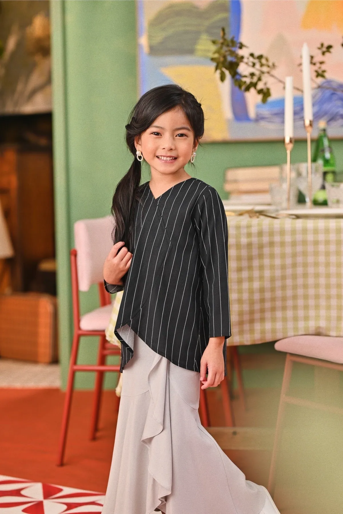 The Capai Caya Blouse - Black Pinstripe