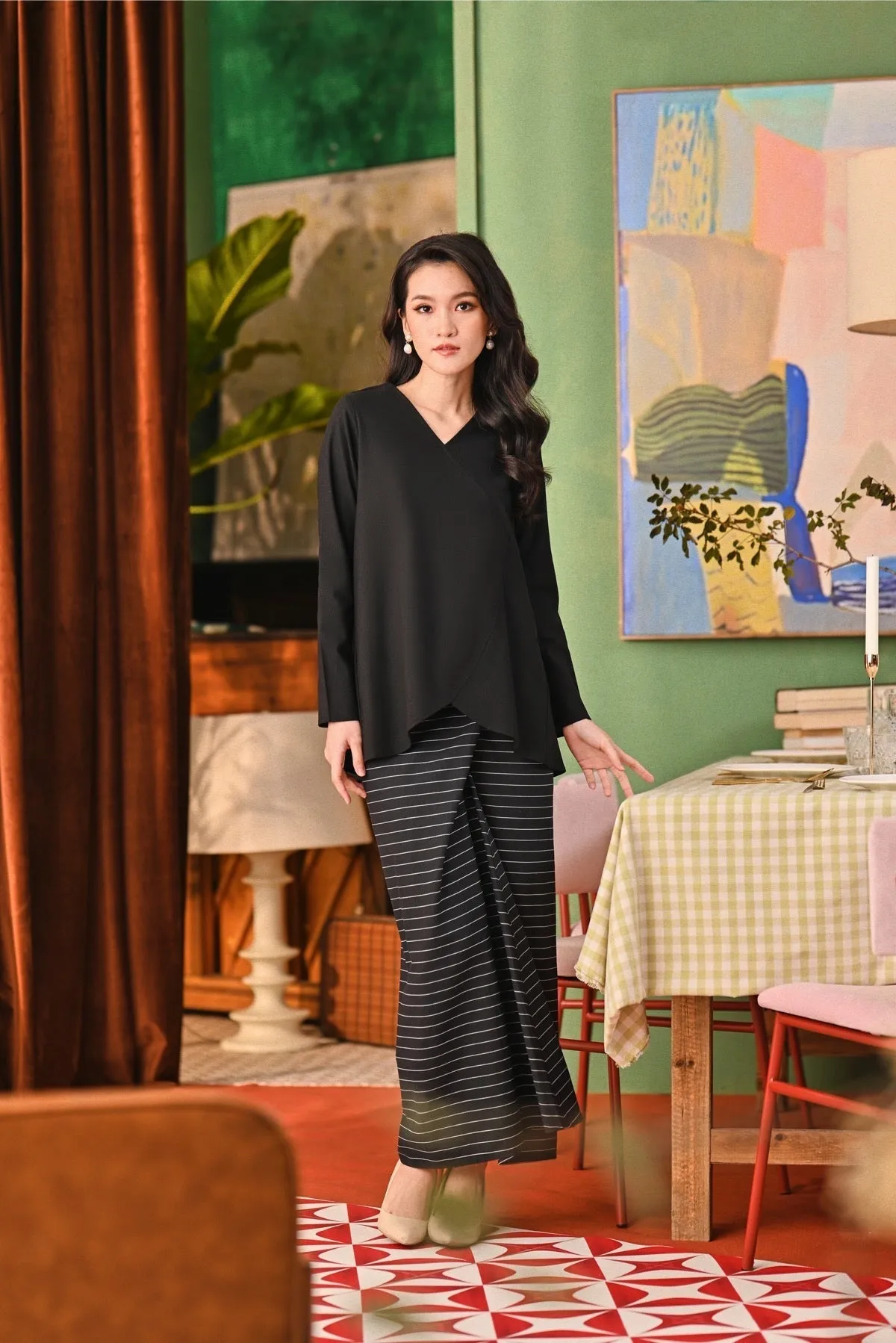 The Capai Women Caya Blouse - Black