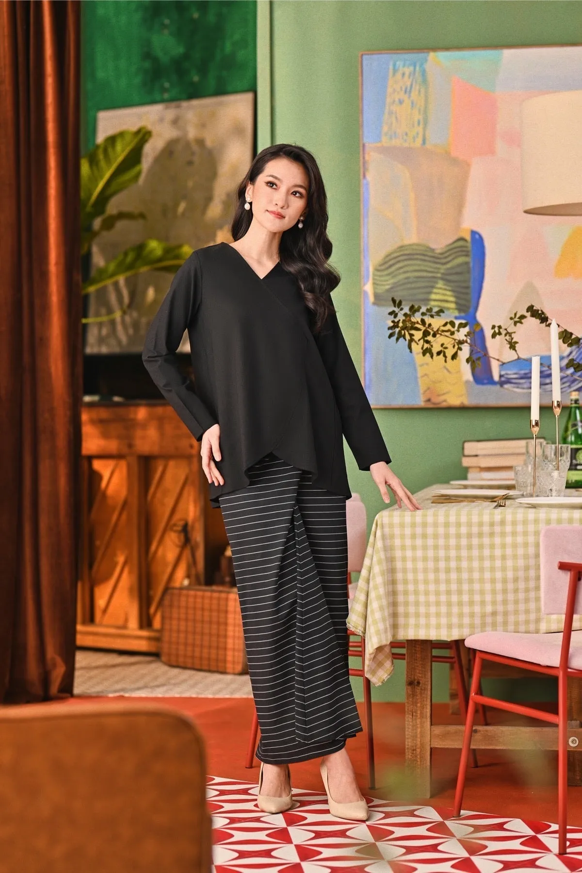 The Capai Women Caya Blouse - Black