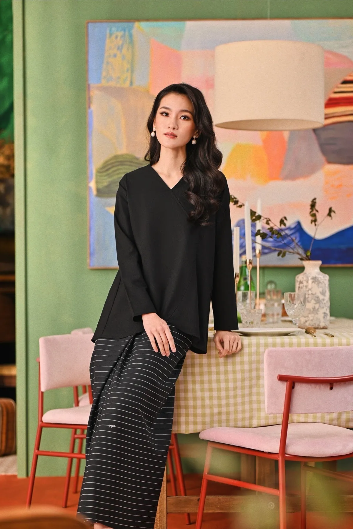 The Capai Women Caya Blouse - Black