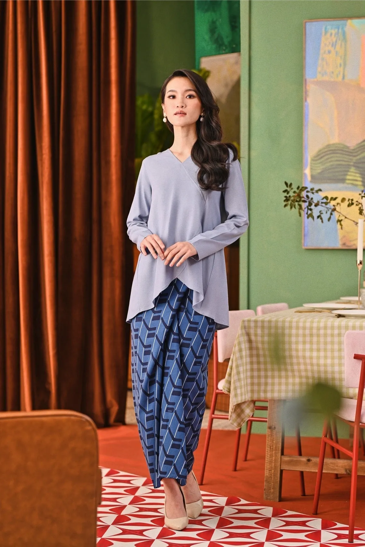 The Capai Women Caya Blouse - Light Pigeon Blue