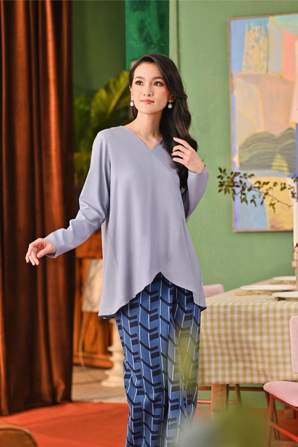 The Capai Women Caya Blouse - Light Pigeon Blue