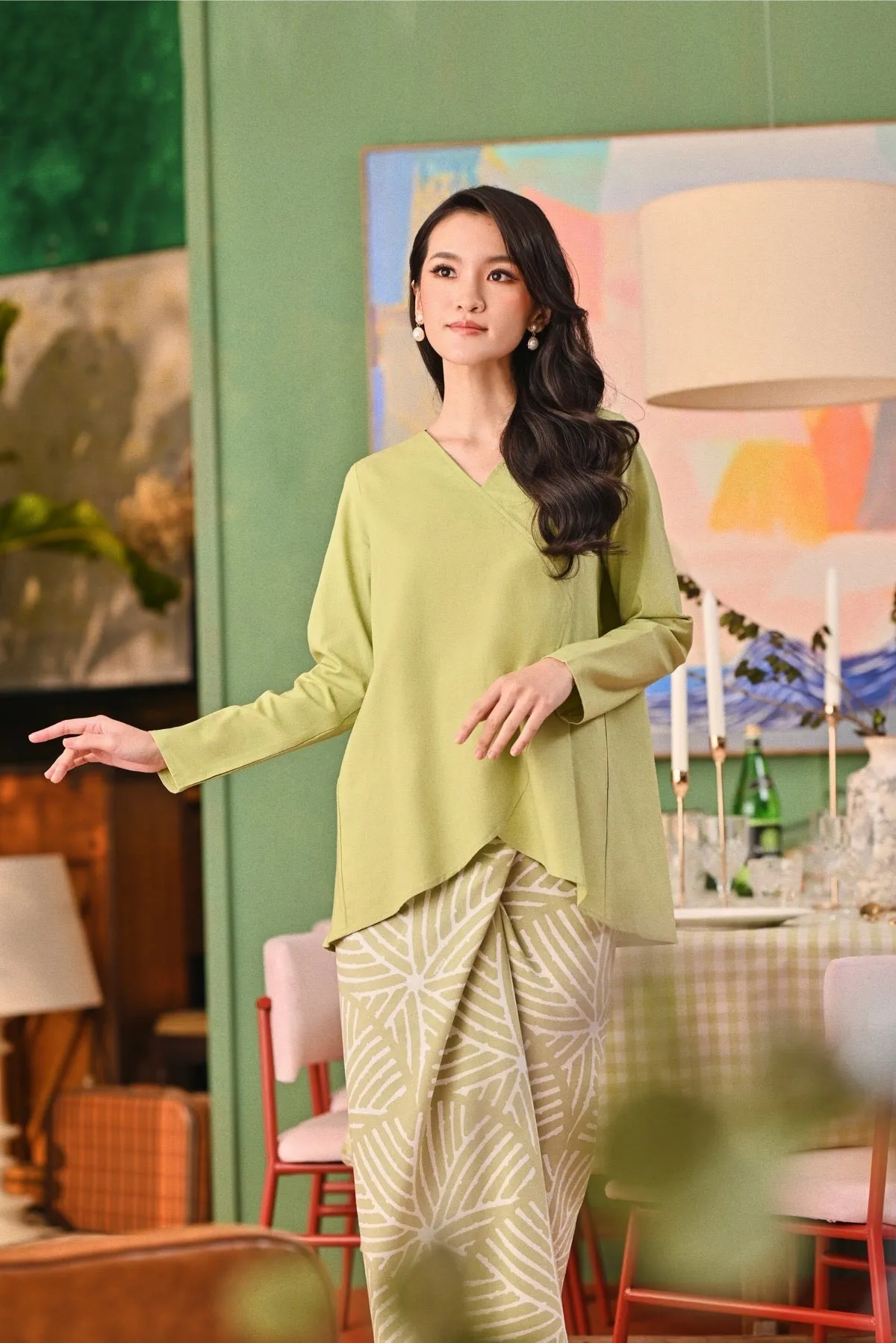 The Capai Women Caya Blouse - Tea Green