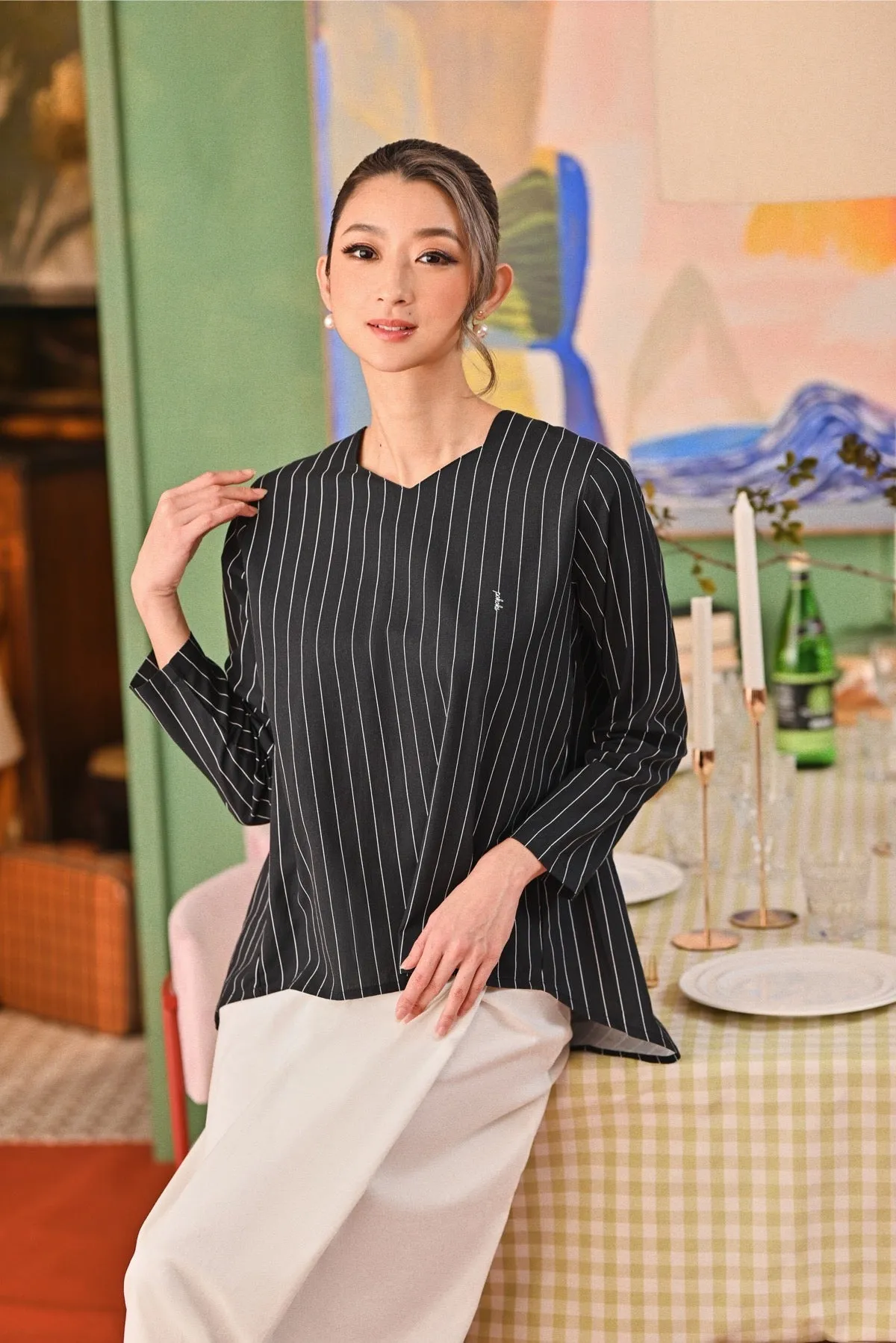 The Capai Women Foxy Blouse - Black Pinstripe