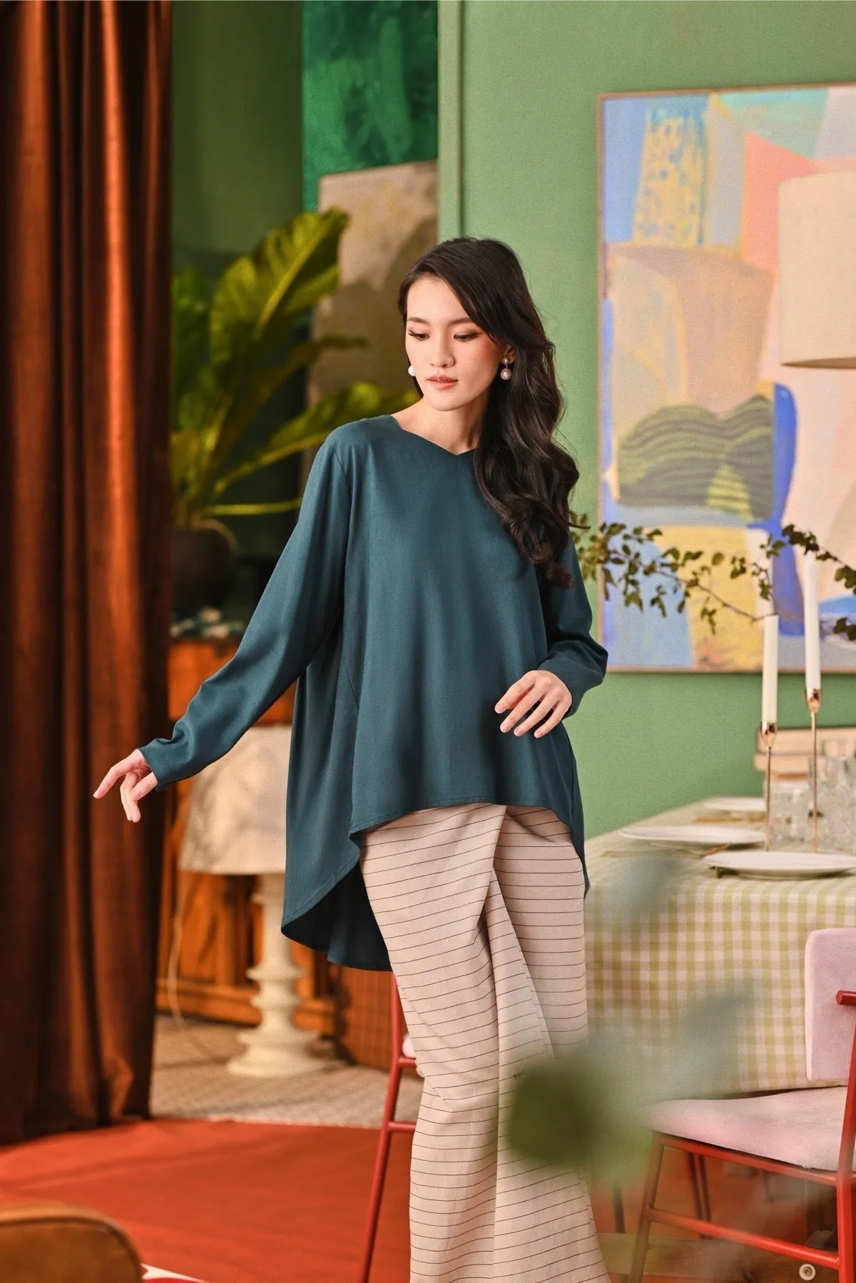 The Capai Women Foxy Blouse - Emerald Green