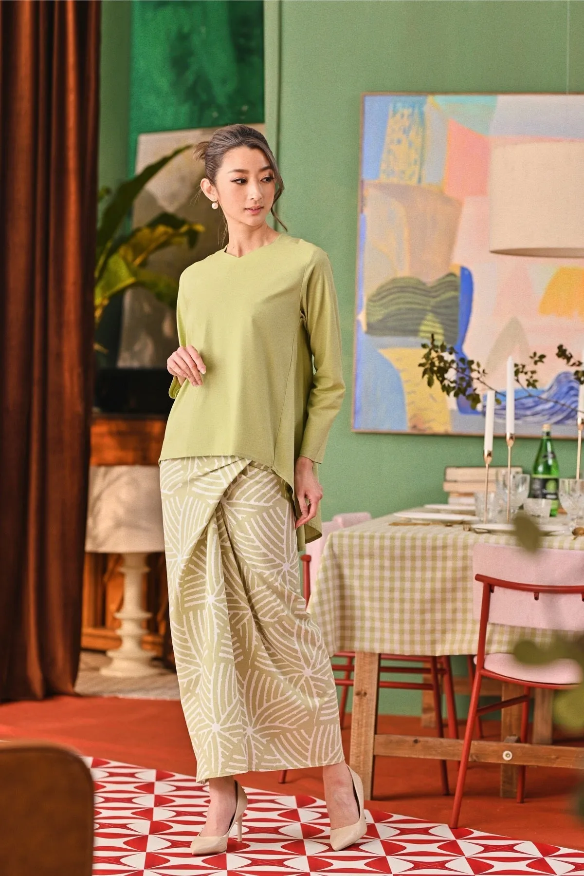 The Capai Women Foxy Blouse - Tea Green