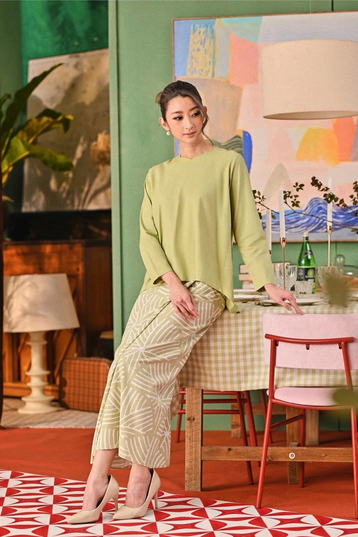 The Capai Women Foxy Blouse - Tea Green