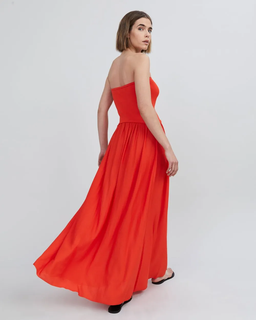 The Strapless Soglio Dress