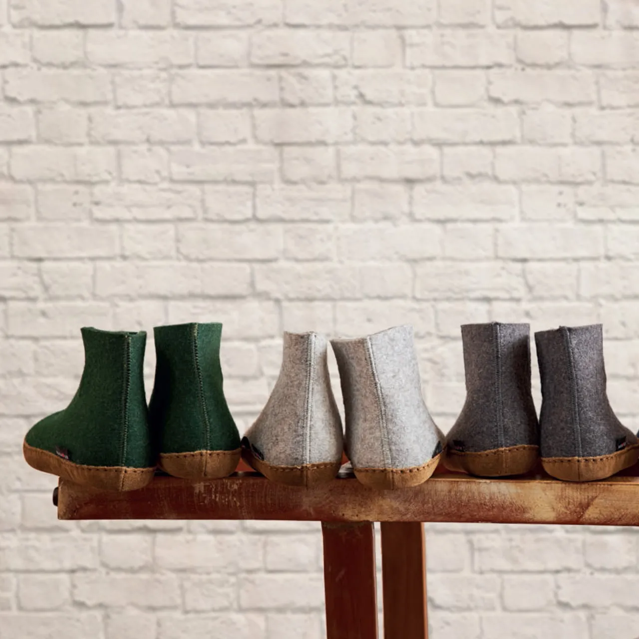 Wool Felt Slippers - Emil's Boots - Graphite (Adults 36-45)